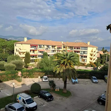 2 Personnes Proche Des Plages Et Commerces Apartment La Seyne-sur-Mer